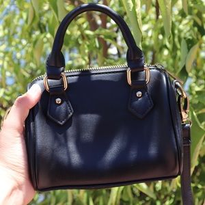Forever 21 Black Handbag Crossbody